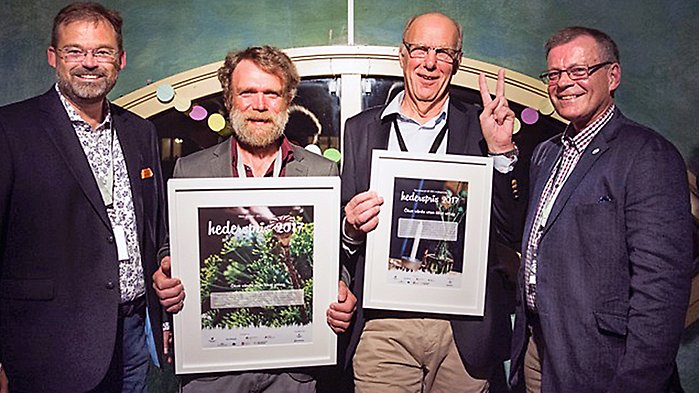 Tomas Kruth, Fastighetsägarna, Glenn Fridh, vinnare, Ingmar Elofsson, vinnare och Magnus Nordgren, Jordbruksverket, vid prisutdelningen av 250 möjligheters hederspris 2017.